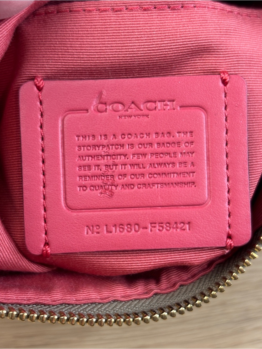Coach Signature North/South Swing pack Crossbody Bag Outline Coral Pink LIKE NEW - Picture 11 of 13